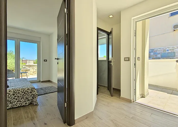 Villa Aurora